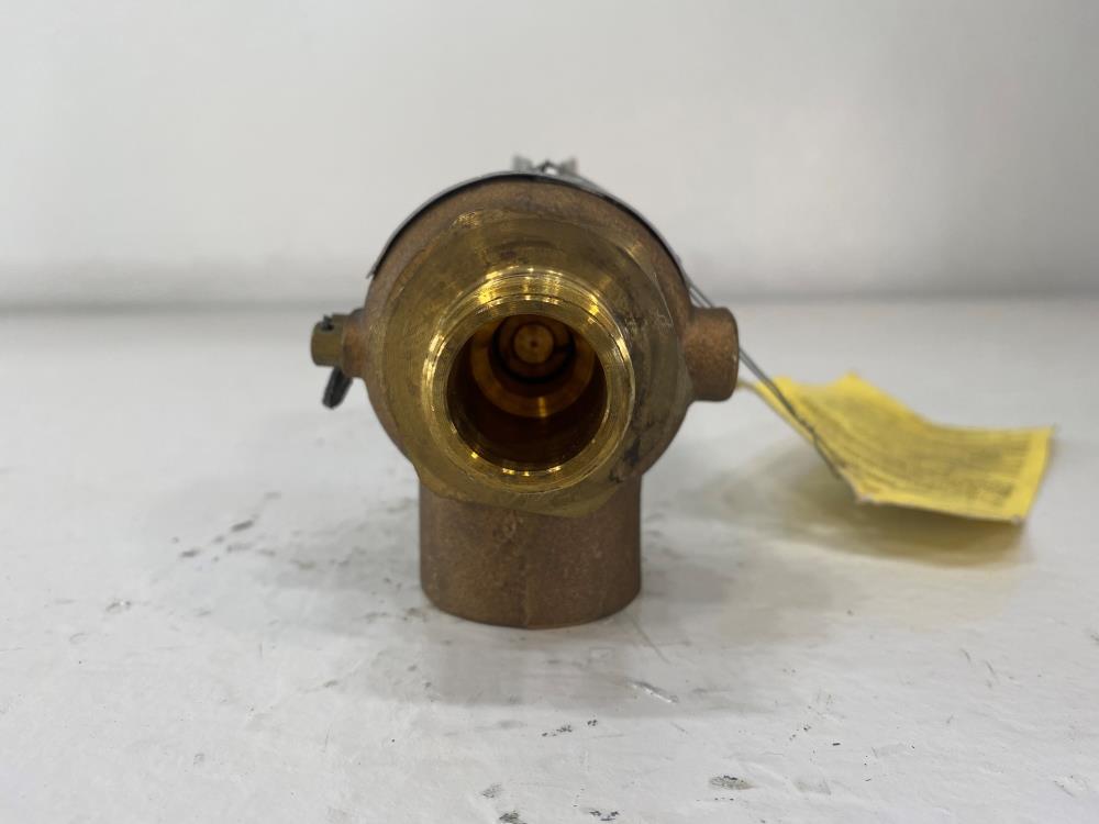 Conbraco 3/4" x 1" NPT 150# Bronze Relief Valve 19-302-35